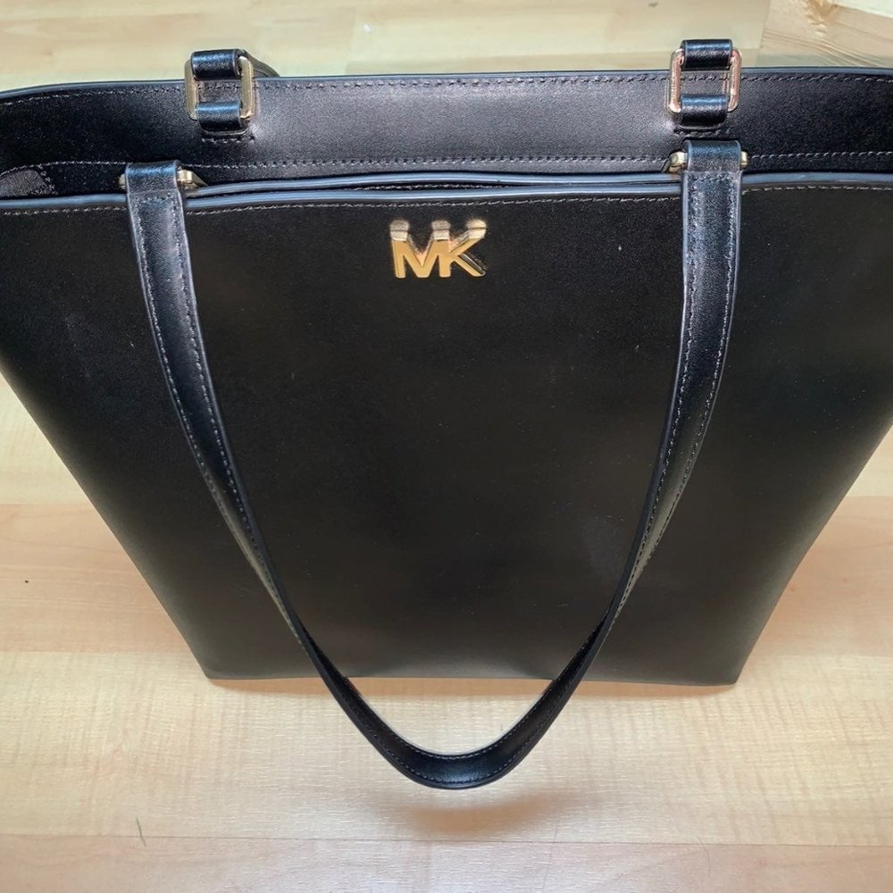 Brand new Michael Kors black purse